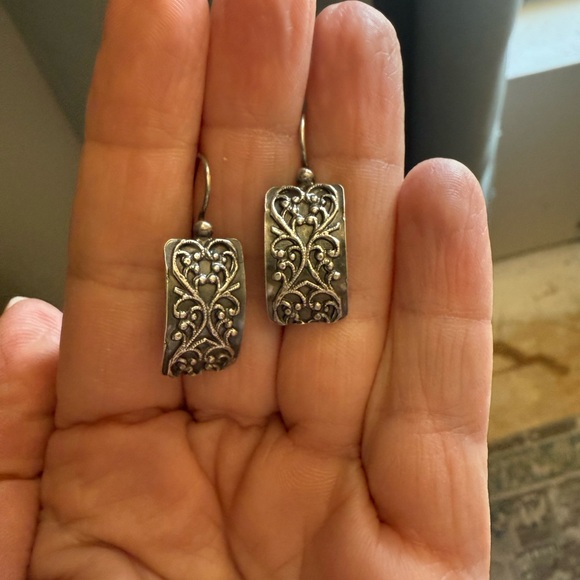 Elegant  Silpada Sterling Silver Dangle Earrings 925 - Picture 3 of 3